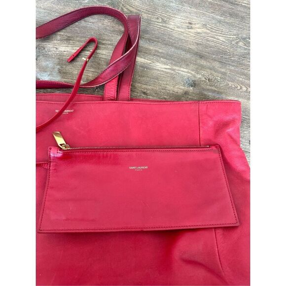 Saint Laurent Paris Red Leather & Suede Reversible tote bag with pouch - Authent - Picture 3 of 15